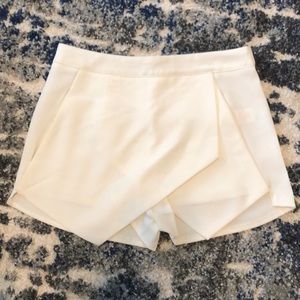 Envelope Skort